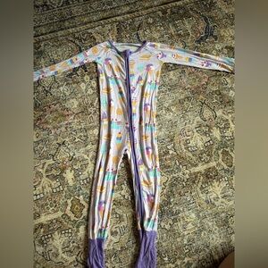 Little sleepies zippie romper
